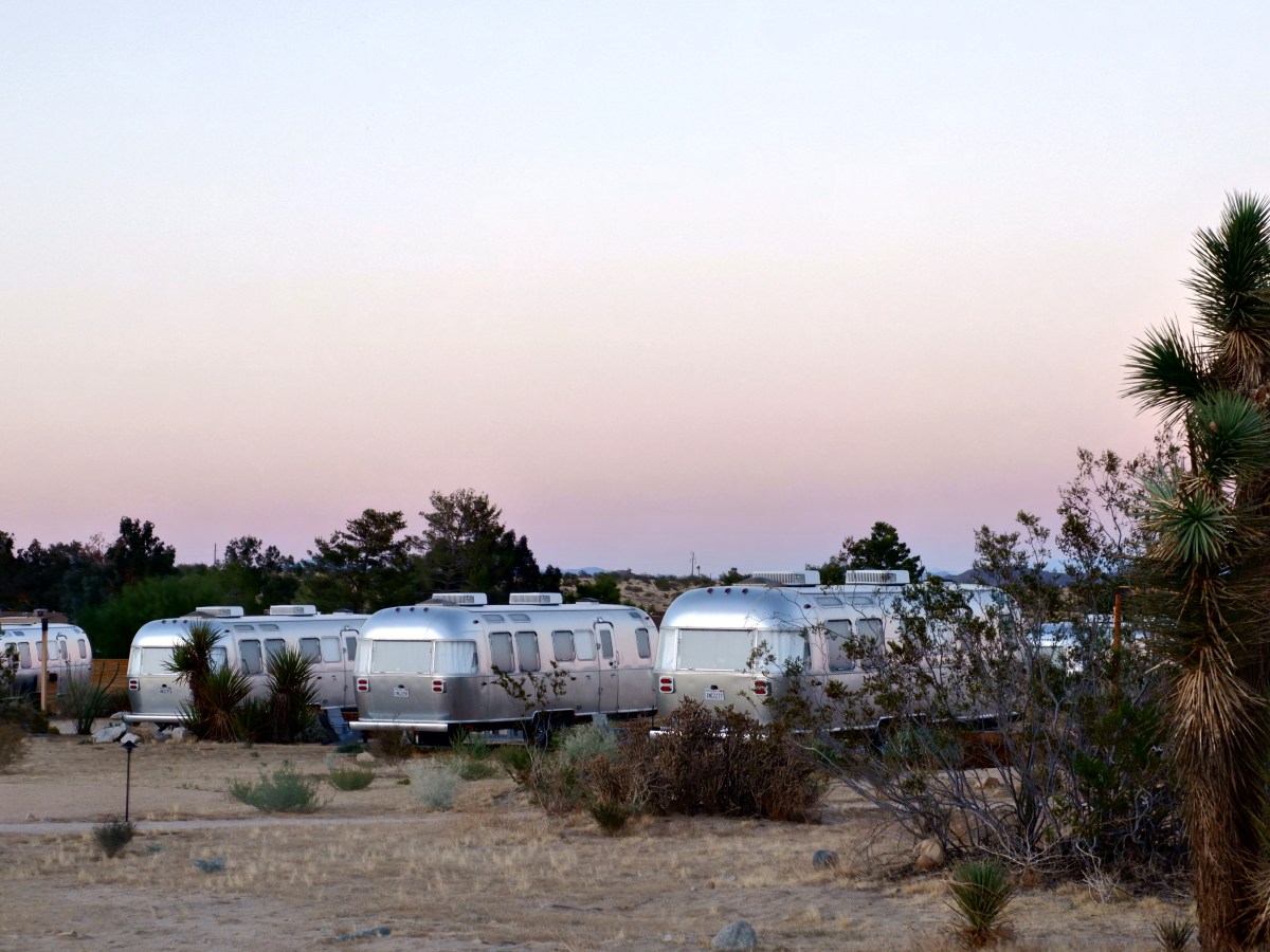 【美國】住進輕奢美式露營車Airstream，探索神秘的加州約書亞樹國家公園｜AutoCamp Joshua Tree